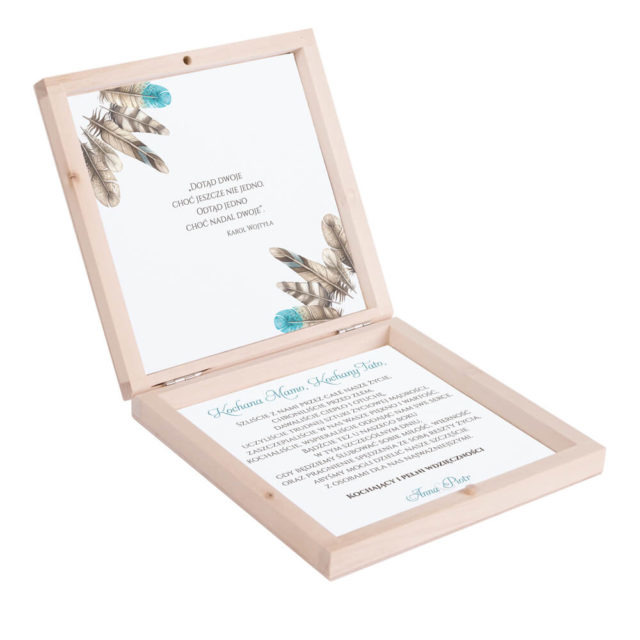 Eleganckie drewniane pudełko podziękowanie zaproszenie dla rodziców motyw kwiatowy pióra