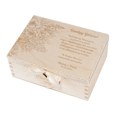 księga gości. Drewniane pudełko na serca