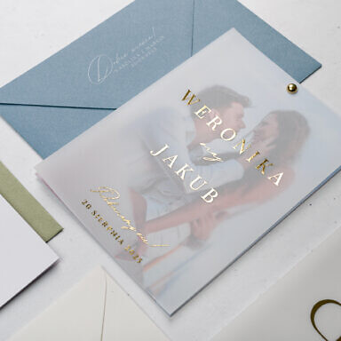 Trzywarstwowe zaproszenie ślubne ze zdjęciem i niebieską kopertą