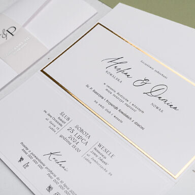 Białe zaproszenie ślubne z wklejką ze złoconymi dodatkami