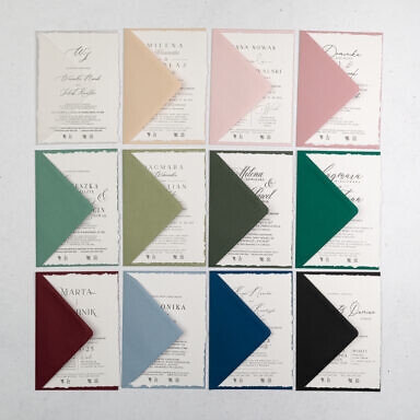 Zaproszenie ślubne z rwanymi brzegami z kolorową kopertą