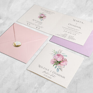 Zaproszenie ślubne różowe piwonie z kolorową kopertą i złotą naklejką