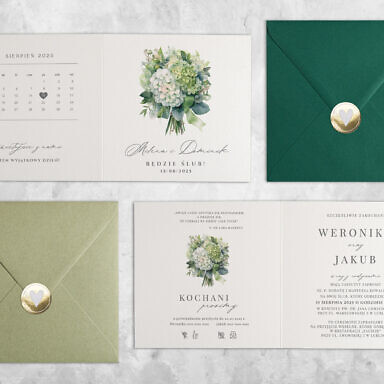 Zielone hortensje zaproszenie ślubne z kwiatami z kolorową kopertą i złotą naklejką