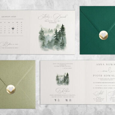 Zaproszenie ślubne z drzewami iglastymi z kolorową kopertą i złotą naklejką