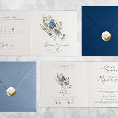 Niebieskie zaproszenie ślubne z kolorową kopertą i naklejką